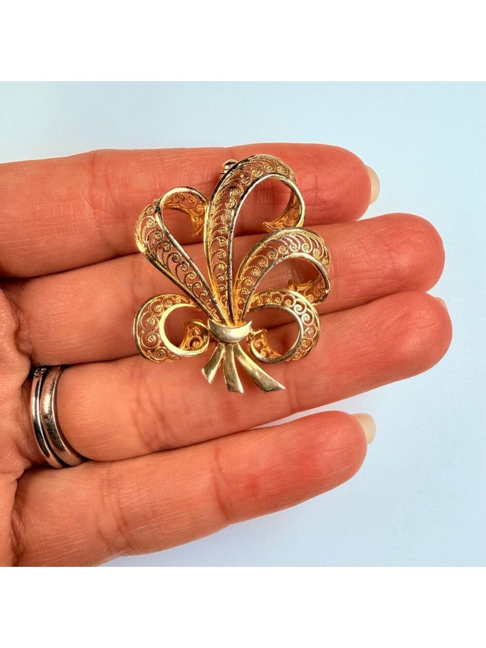 Fleur De Lis Filigree Gold Vermeil Wirework Sterling Silver VTG Brooch Germany - Picture 7 of 10